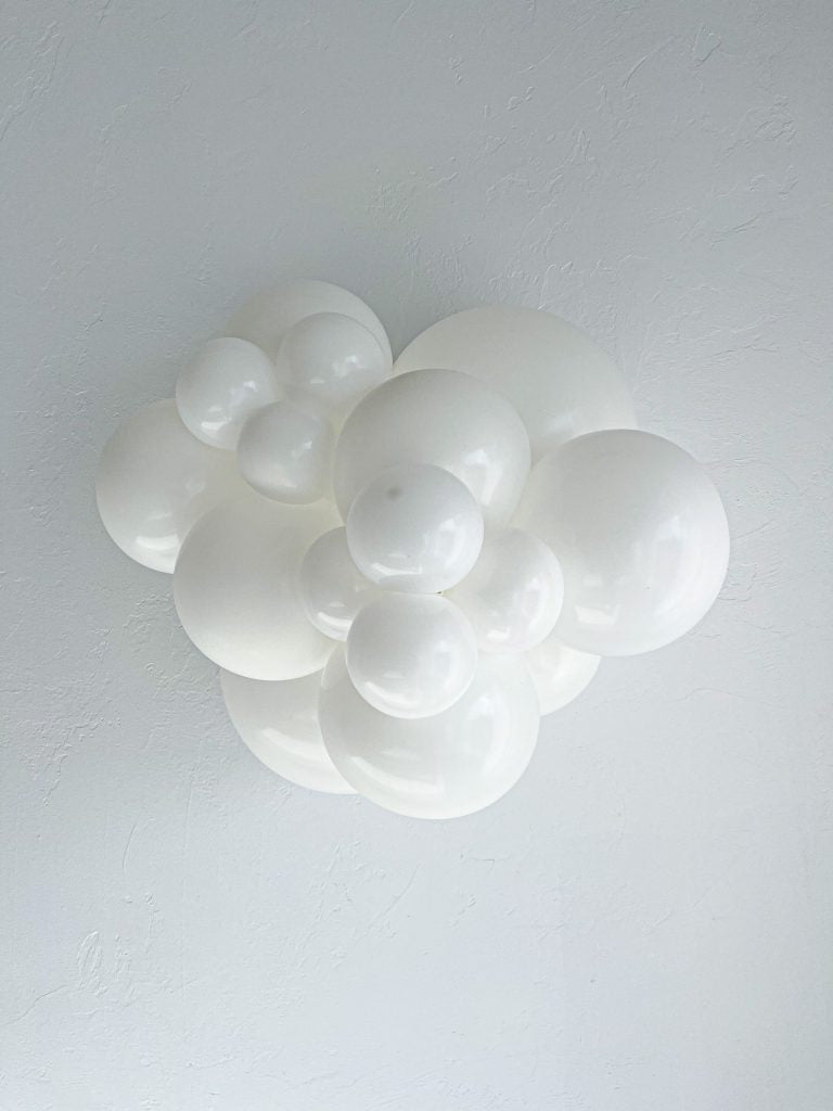 11" Tuftex White - 100Ct.